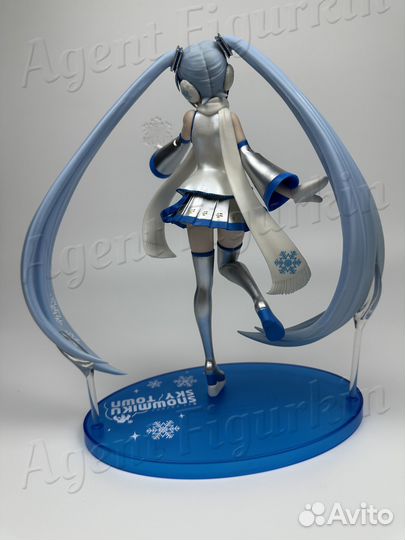 Аниме Фигурка Зимняя Мику Оригинал