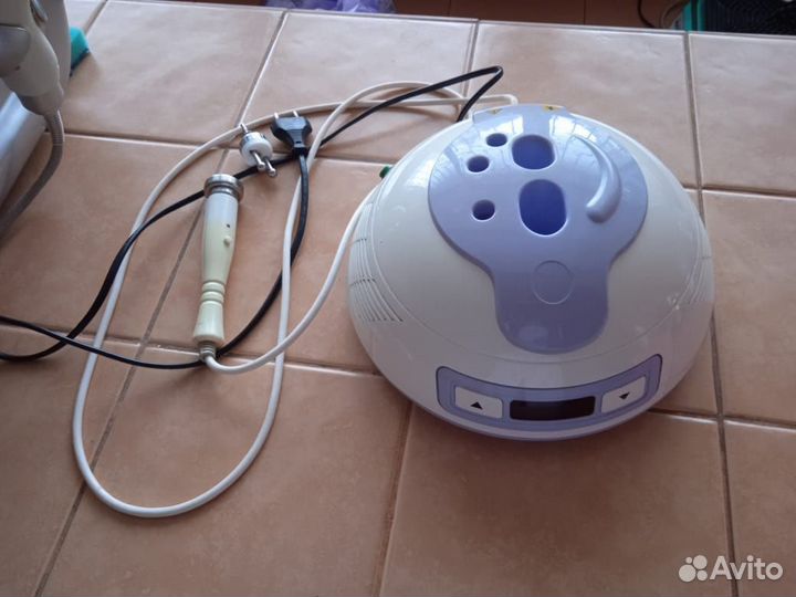 Портативный аппарат для RF лифтинга RF-V6