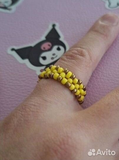 Колечки и изделия из бисера