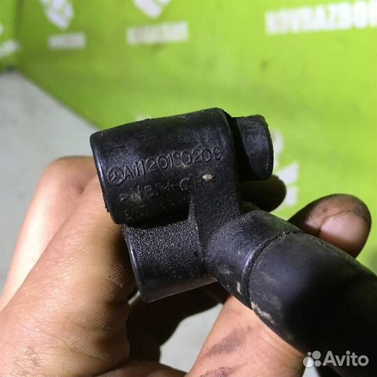 Шланг вентиляции картер. газов Мерседес Бенз 211