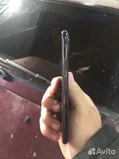 iPhone X, 64 ГБ
