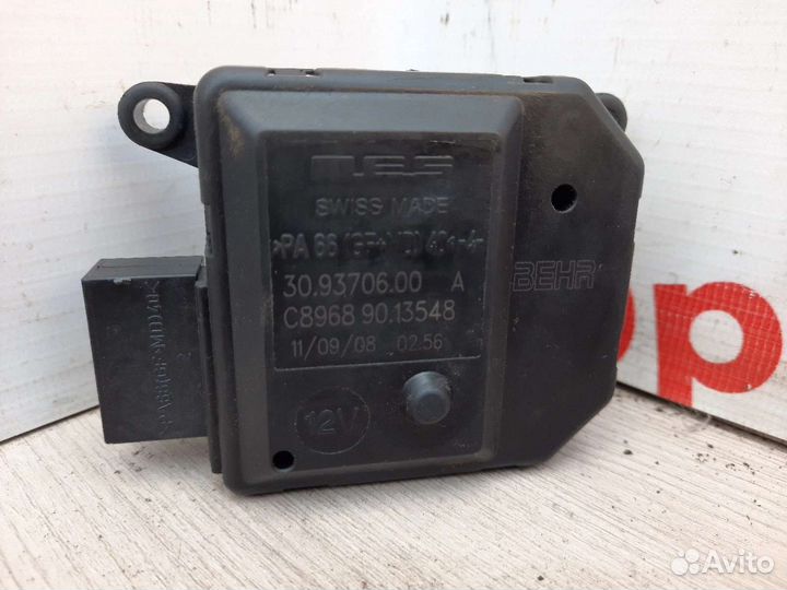 Моторчик заслонки отопителя Citroen C4 08г.в