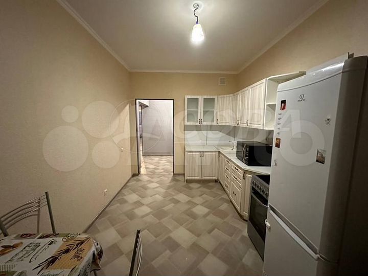 2-к. квартира, 67 м², 9/17 эт.