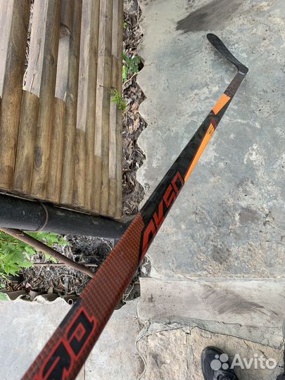 Клюшка хоккейная