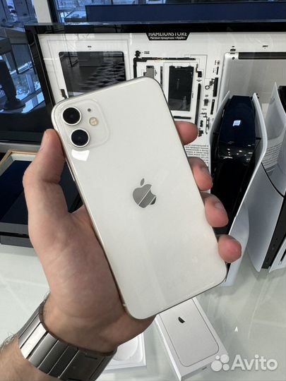 iPhone 11, 128 ГБ