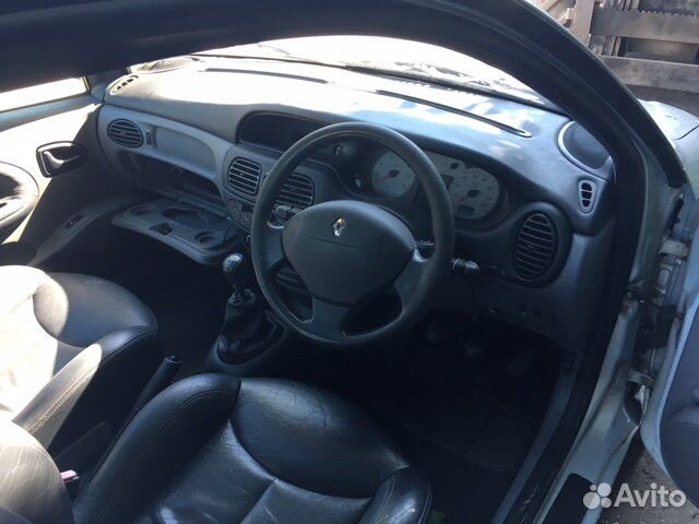 Разбор на запчасти Renault Megane