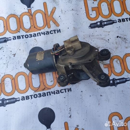 Моторчик дворников Nissan Primera P10