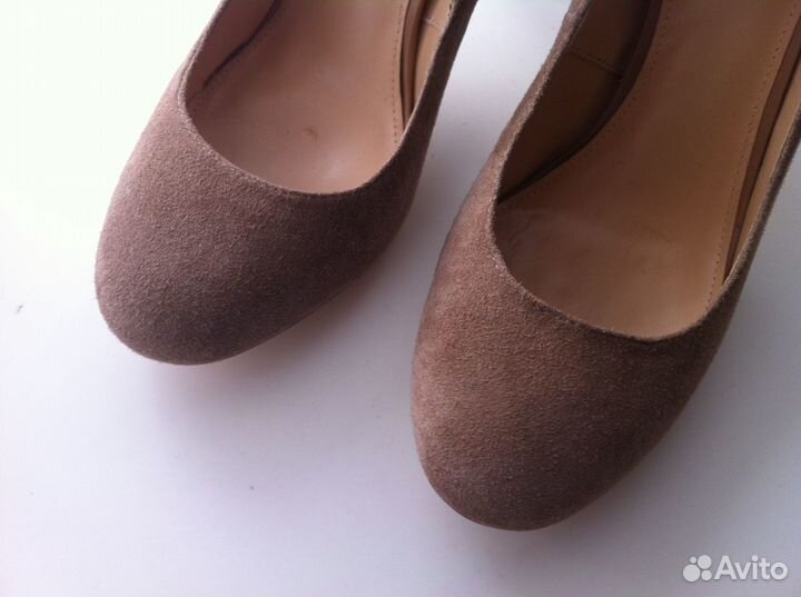 Туфли Alba бежевые велюр новые