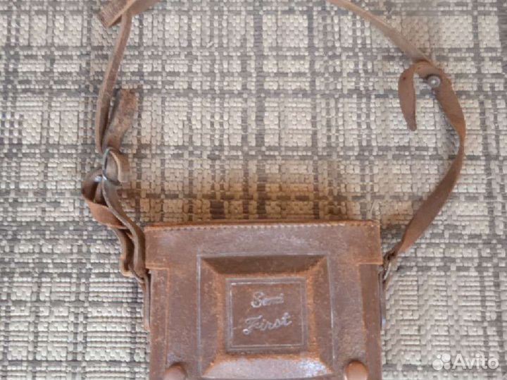 Кожаный чехол для стариного фотоаппарата