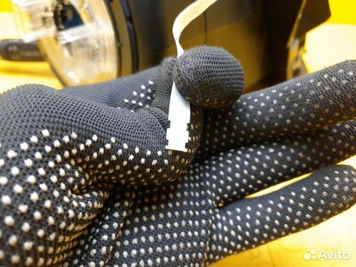 Б/У подрулевой переключатель Есть дефекты