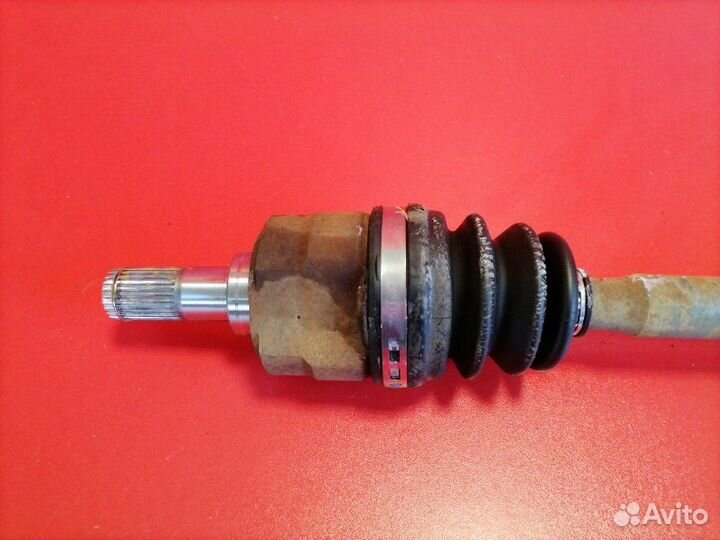 Привод правый передний Kia Cerato