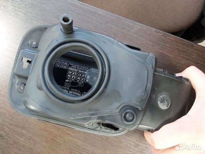 Горловина топливного бака Mercedes S 500 4Matic