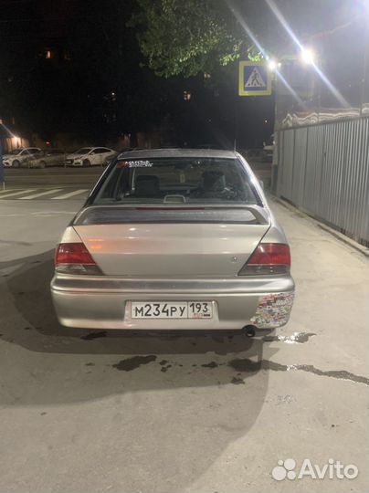 Mitsubishi Lancer 1.5 CVT, 2001, 60 000 км