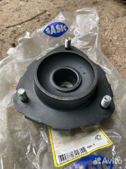 Опорный подшипник toyota avensis 2001г