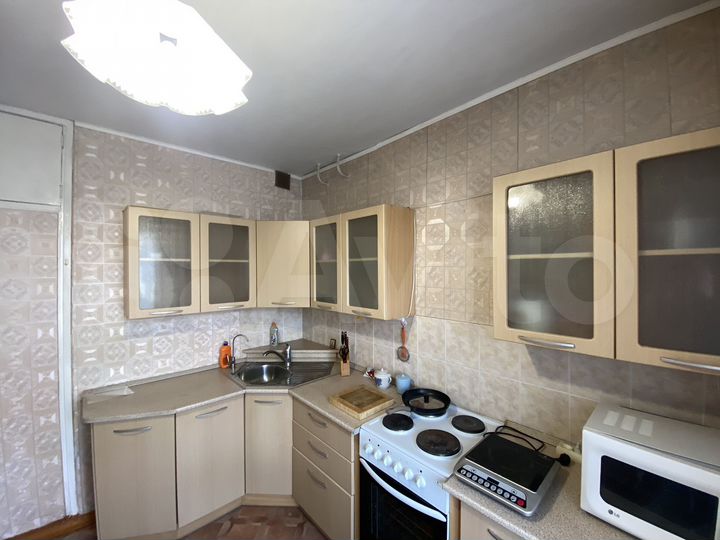 2-к. квартира, 52 м², 1/5 эт.