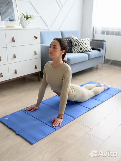 Спортивный коврик складной синий с ручками