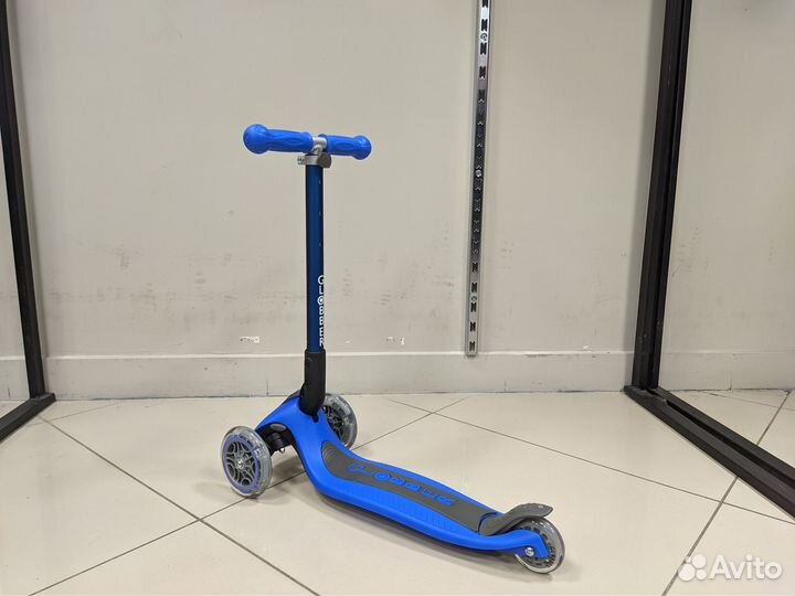 Самокат детский Globber Primo сетящиеся колеса