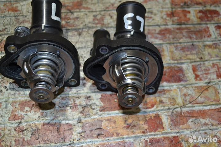 Корпус термостата Mazda