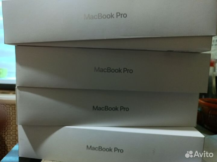 Коробки от техники apple