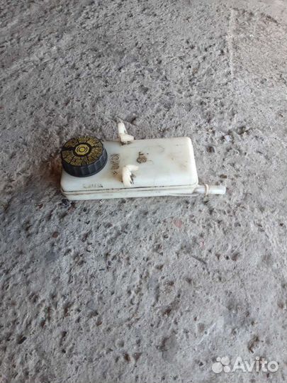 Citroen C4 B7 бачок тормозной жидкости