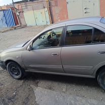 Nissan Bluebird Sylphy 1.8 AT, 2004, 100 000 км, с пробегом, цена 430 000 руб.