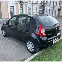 Renault Sandero 1.6 MT, 2014, 155 848 км, с пробегом, цена 665 000 руб.