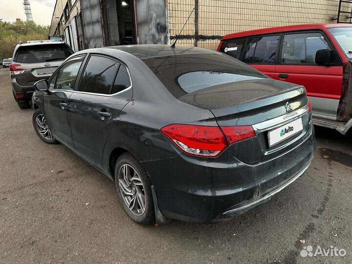 Citroen C4 1.6 AT, 2016, битый, 85 000 км