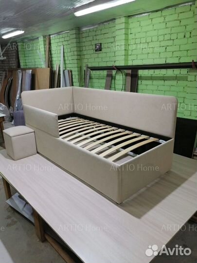 Детская кровать с мягкими бортиками