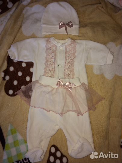 Костюмчик на выписку