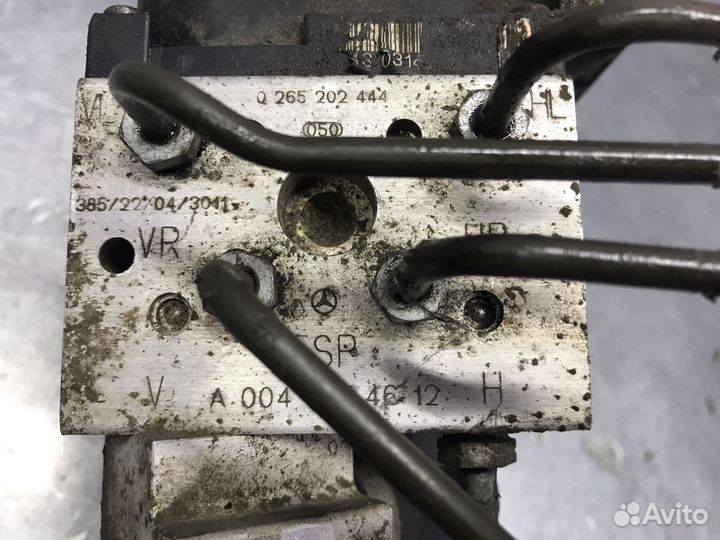 Блок абс Mercedes-Benz S-класс S500 (W220) 2001 г