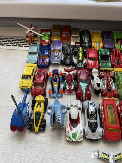 Машинки хот вилс hot wheels