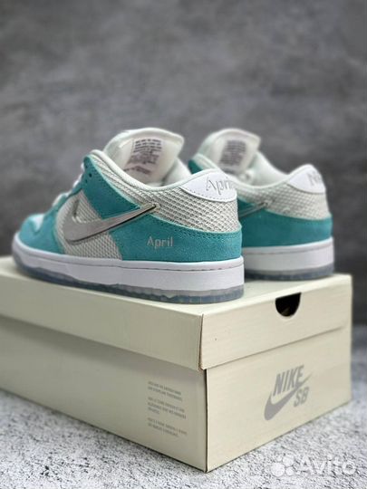 Nike SB Dunk Low April Blue