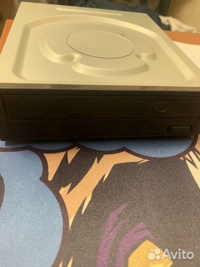 Dvd привод SATA