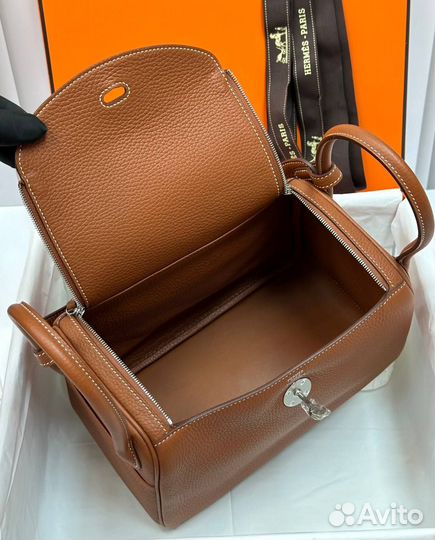 Сумка для женщин Hermes Lindy 26 коричневая кожа