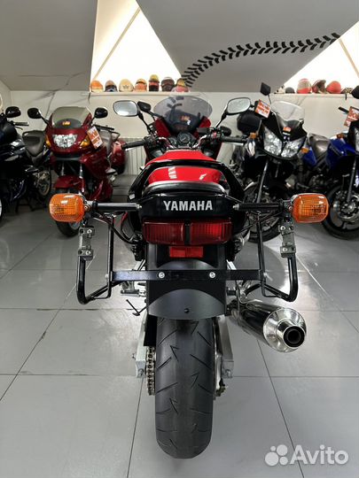 Yamaha FZS600 Fazer без пробега по РФ