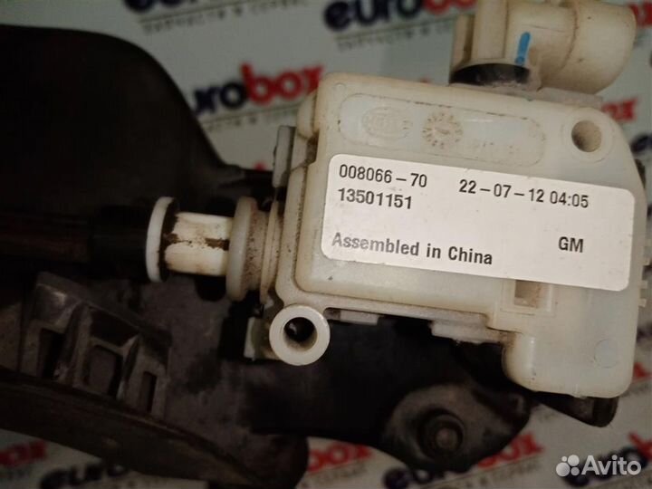 Активатор замка крышки бензобака Chevrolet Cruze