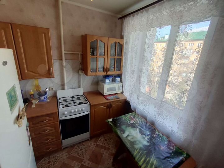 2-к. квартира, 44 м², 3/5 эт.