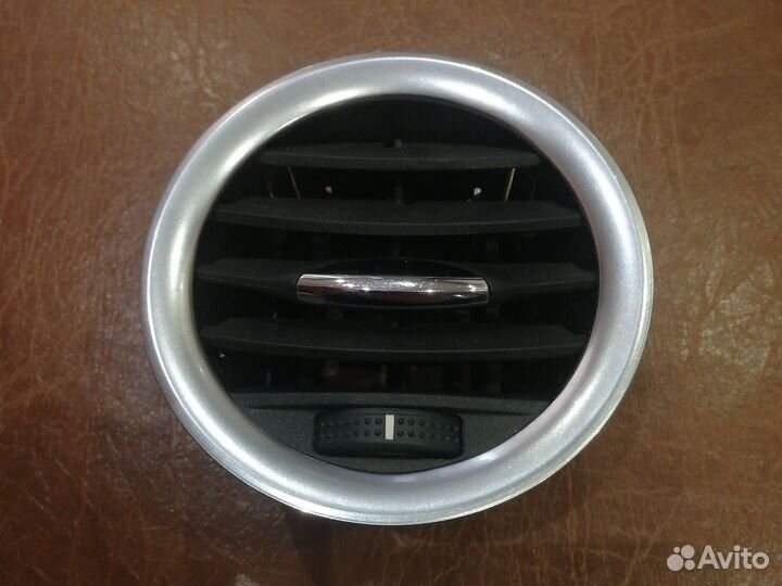 Дефлектор салона на opel corsa D