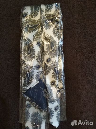 Галстук новый