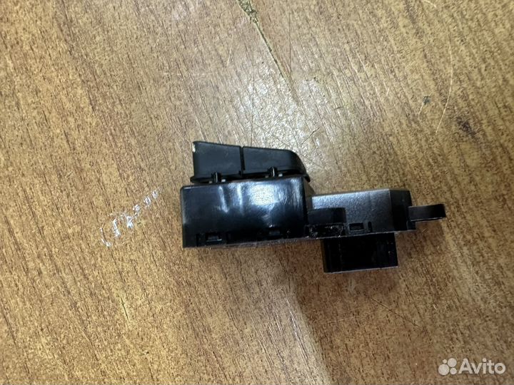 Кнопка руля Kia Sorento 2 2009-2012