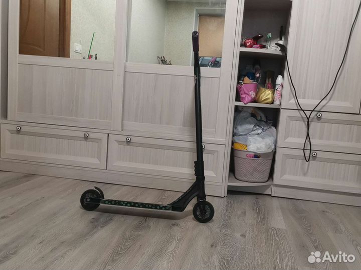 Кастомный трюковой самокат