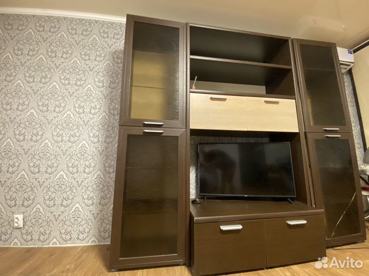 Стенка в гостиную