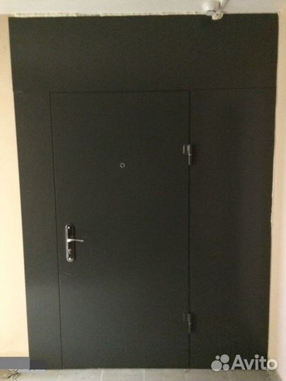 Тамбурная дверь перегородка