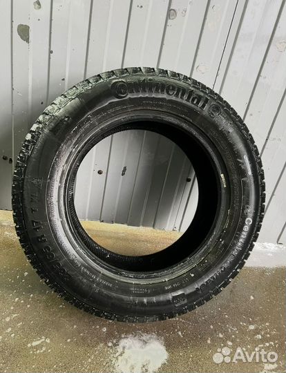 Continental Conti4x4IceContact 235/65 R17