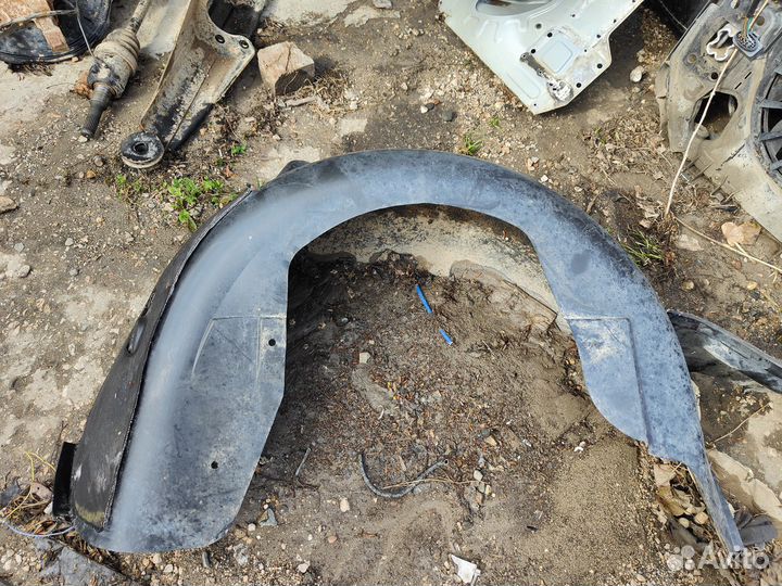 Luxgen 7 suv подкрылок задний правый