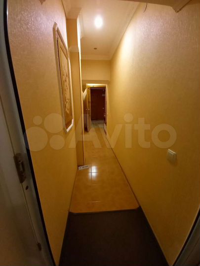 2-к. квартира, 70 м², 1/5 эт.