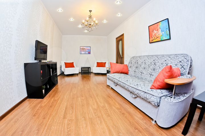 2-к. квартира, 57 м², 3/23 эт.