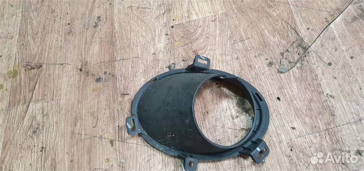 Рамка противотуманой фары правой Chevrolet Orland