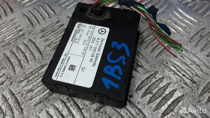 Блок управления центральным замком Mercedes-Benz E