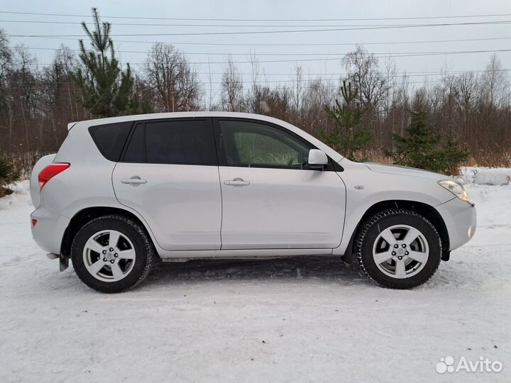 Toyota RAV4 2.0 AT, 2007, битый, 175 500 км